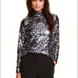 Fun and festive top!